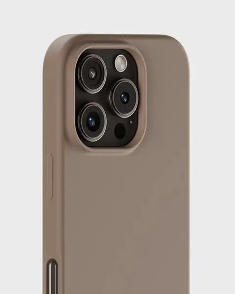 Holdit Telefonskal Silicone iPhone 16 Pro - Ljusbrun - Travels And Bags