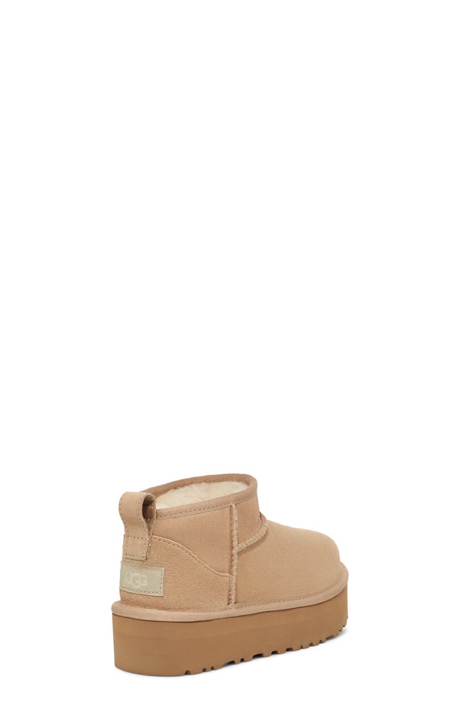 UGG Classic Ultra Mini Platform – Barn – Sand