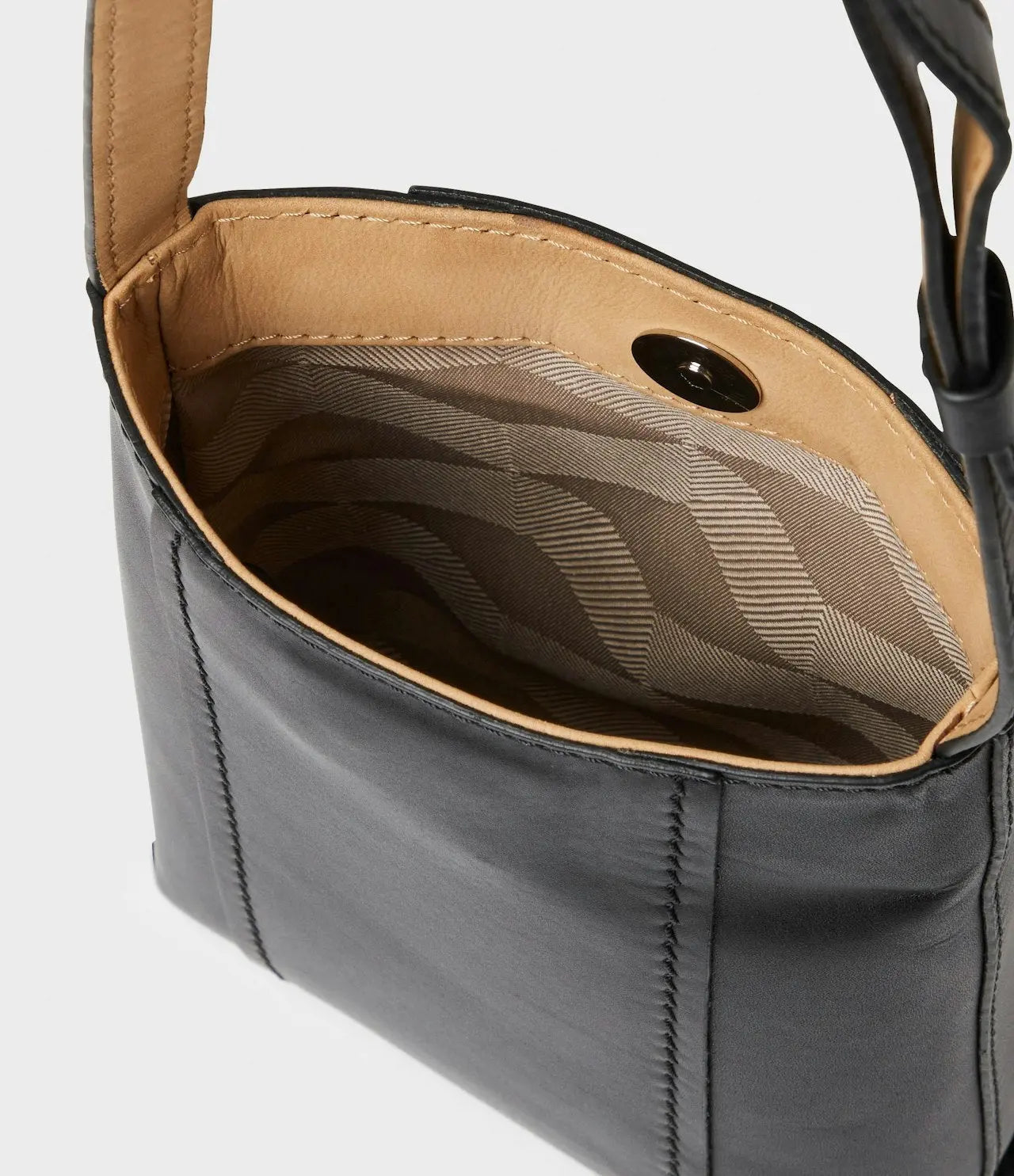 Saddler Flor Axelremsväska - Svart - Travels And Bags