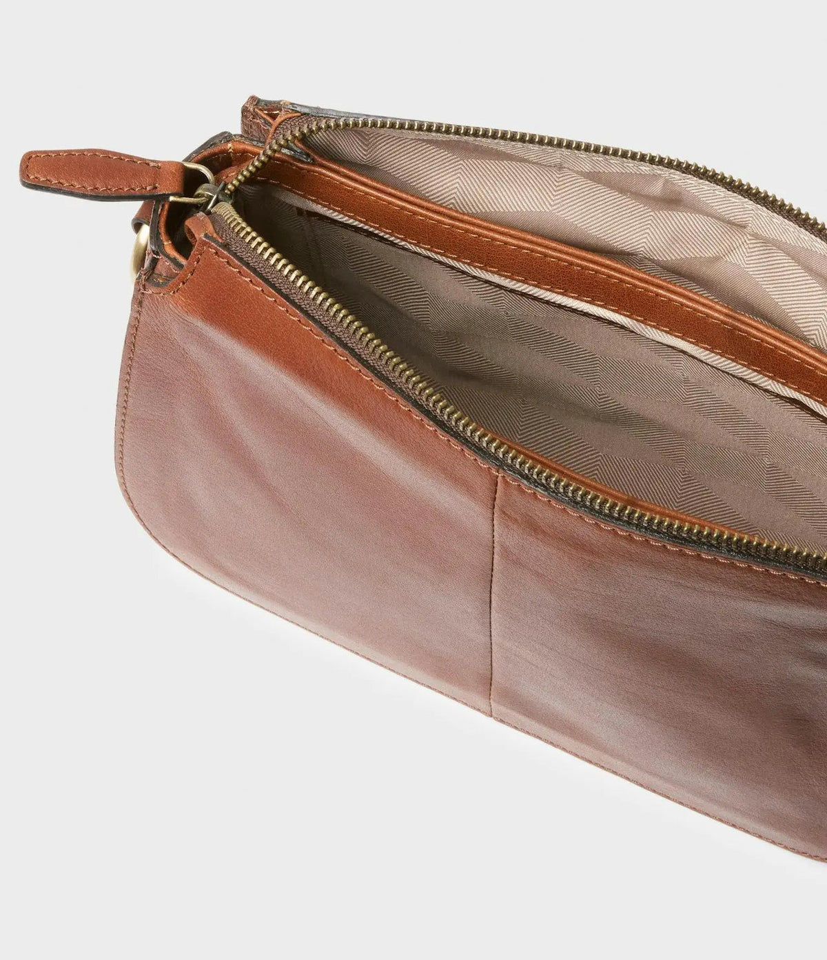 Saddler Nisa Axelremsväska Saddler