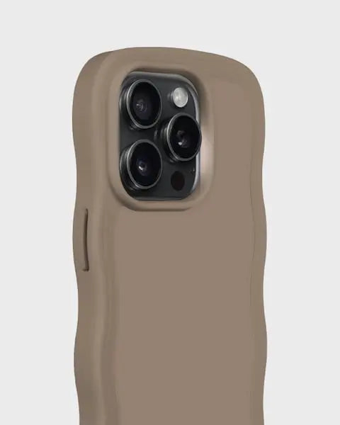 Holdit Telefonskal Wavy iPhone 14 Pro Max - Ljusbrun - Travels And Bags