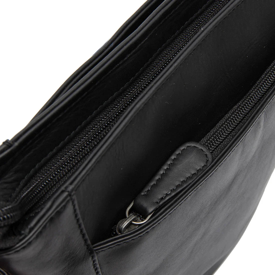 The Chesterfield Brand Moore Axelremsväska - Svart - Travels And Bags