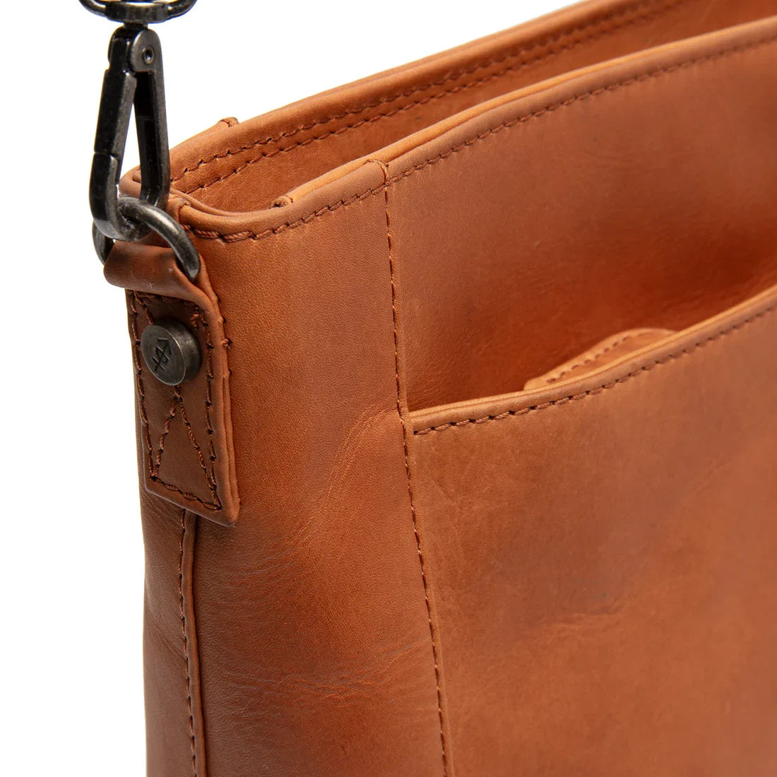 The Chesterfield Brand Moore Axelremsväska - Cognac - Travels And Bags