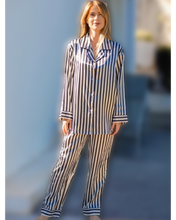Ladda upp bild till gallerivisning, 100% Siden pyjamas för kvinnor "COCO",  22 momme
