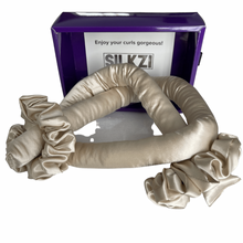 Ladda upp bild till gallerivisning, silk heatless roller with scrunchies and a gift box
